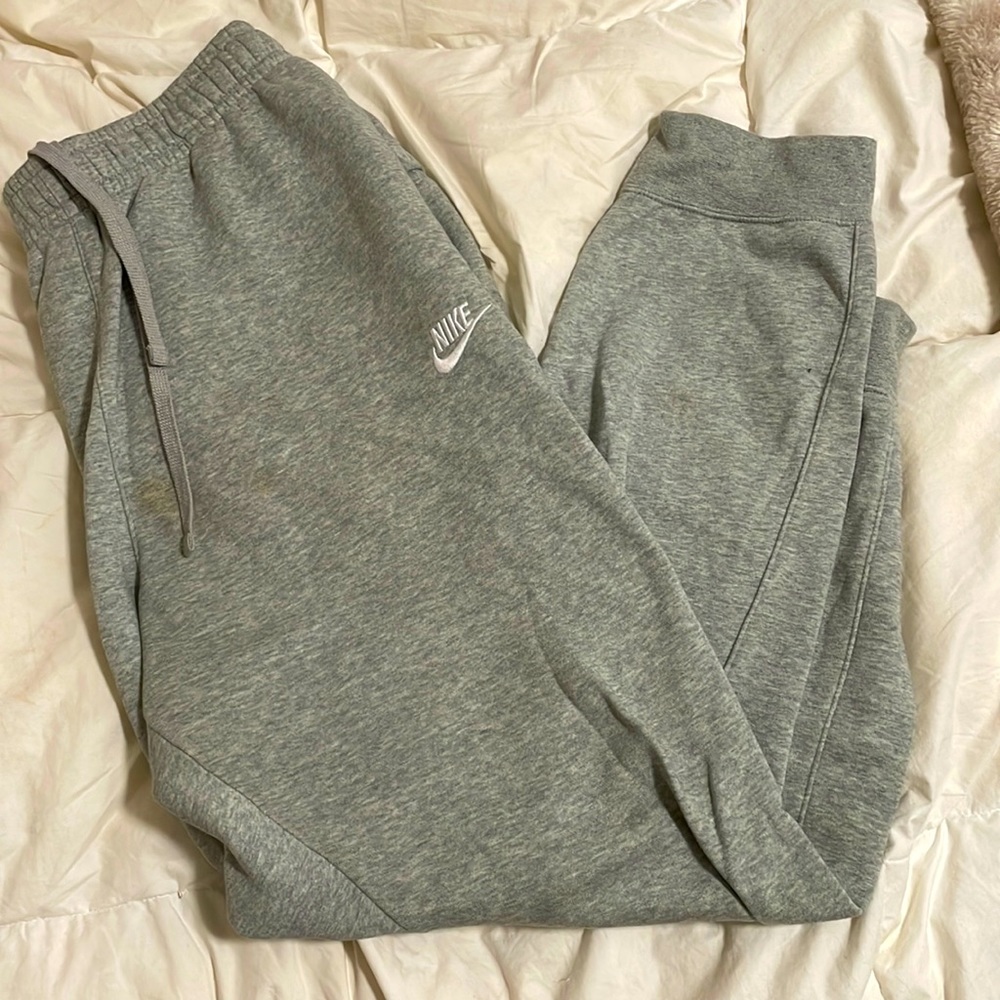 Gray men’s Nike sweatpants